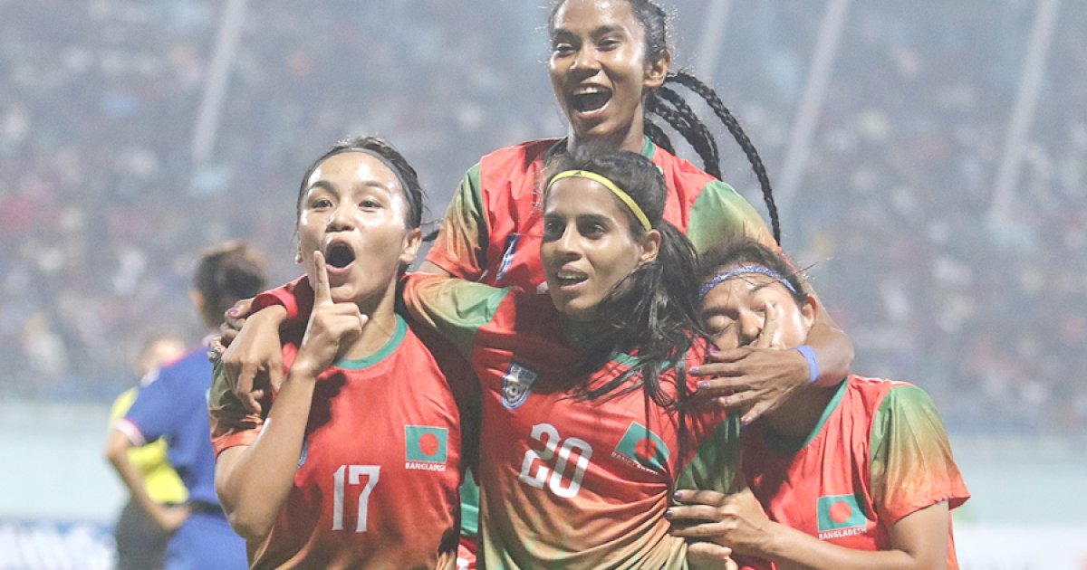 ঋতুদের ক্যাম্প চট্টগ্রামে!