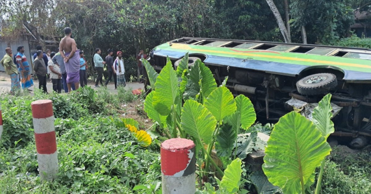 সড়কে মর্মান্তিক মৃত্যু থামছেই না