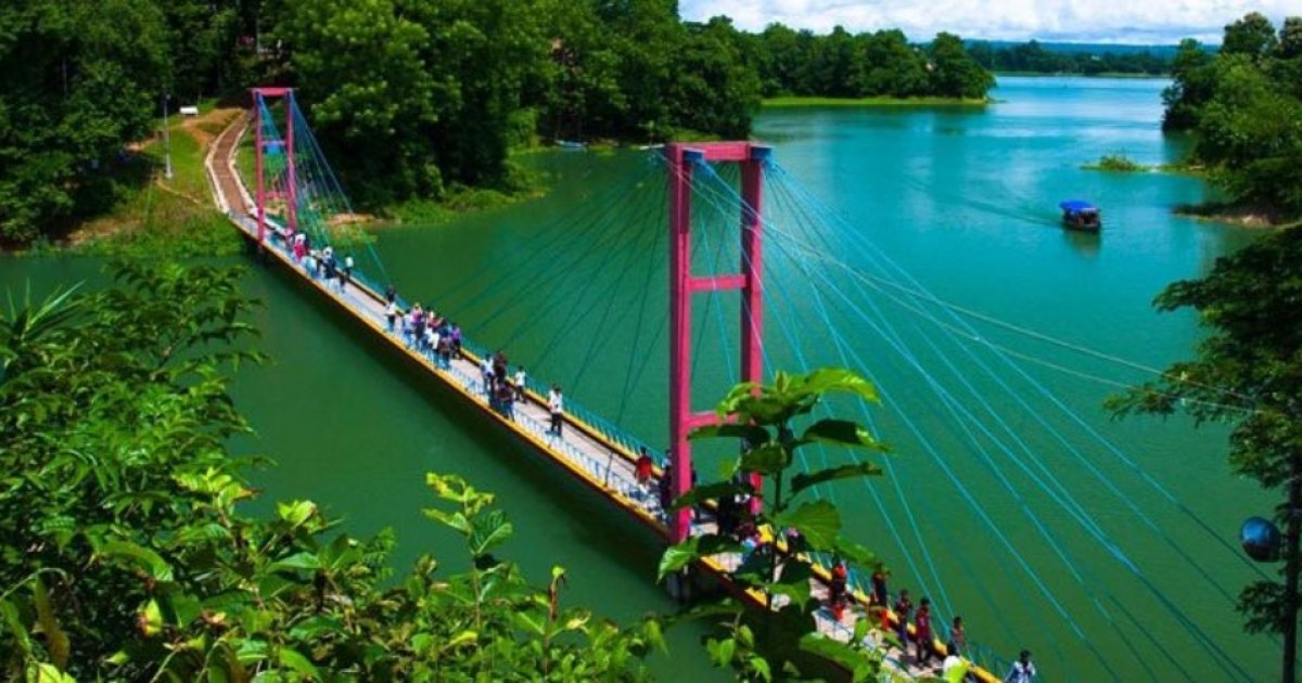 Mushuk suratida sikilgan Ommaviy buzuqliklarni aks ettiruvchi porno videolarni tomosha qiling