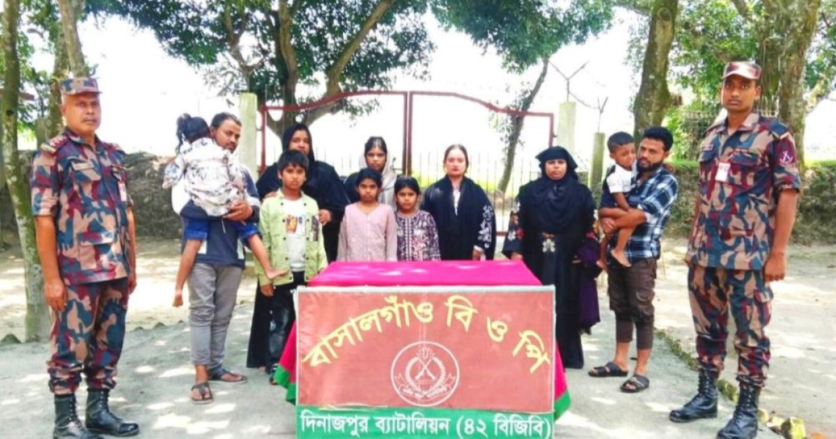 ঠাকুরগাঁও সীমান্তে ১১ জনকে পুশইন