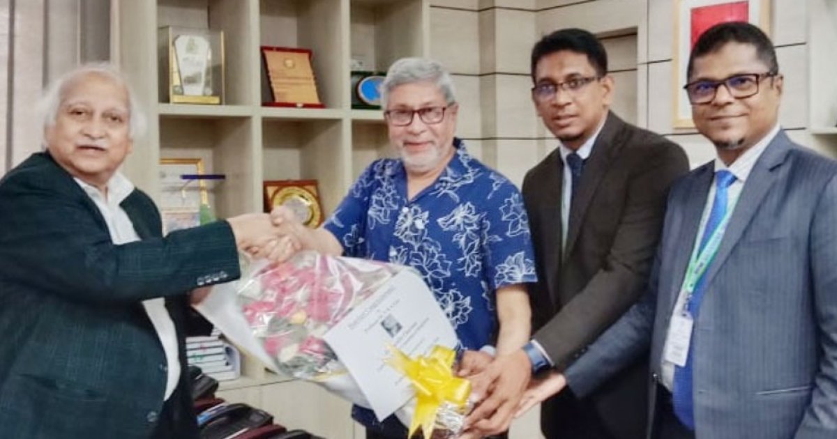 ইউজিসি চেয়ারম্যানের সঙ্গে মানারাত ইউনিভার্সিটি উপচার্যের সৌজন্য সাক্ষাৎ