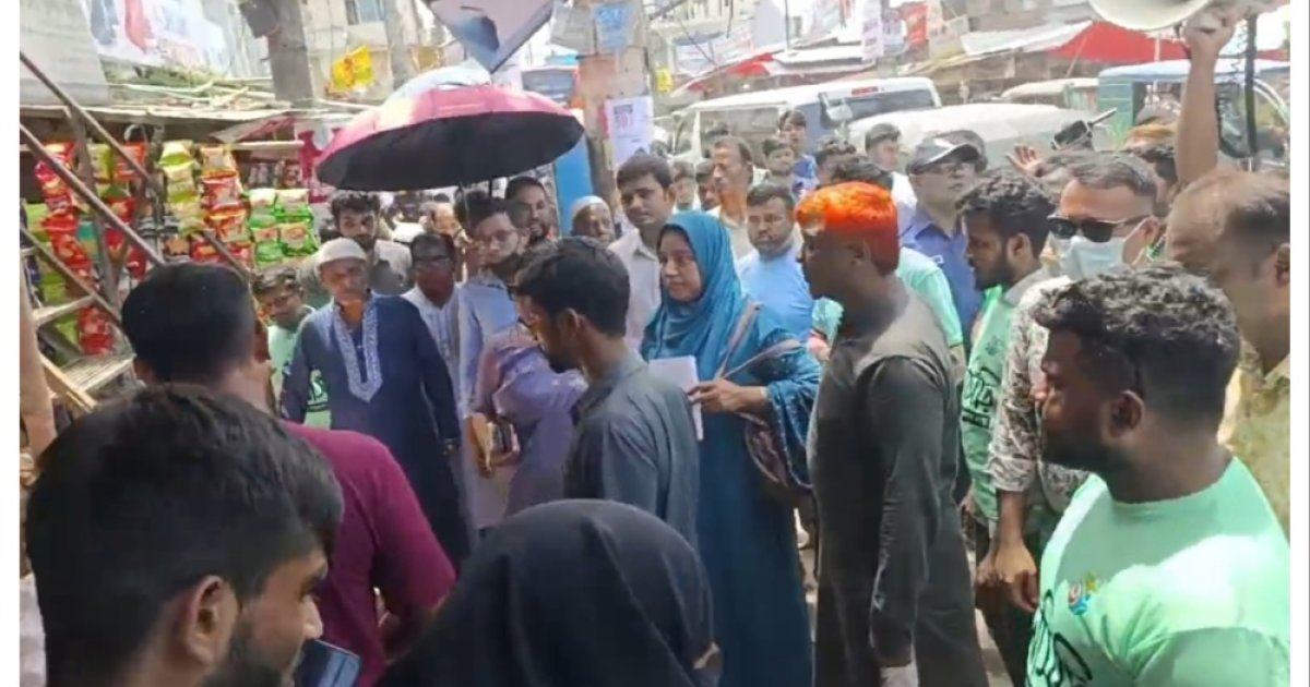 গৌরীপুর বাজারে যানজট নিরসনে উপজেলা প্রশাসনের অভিযান