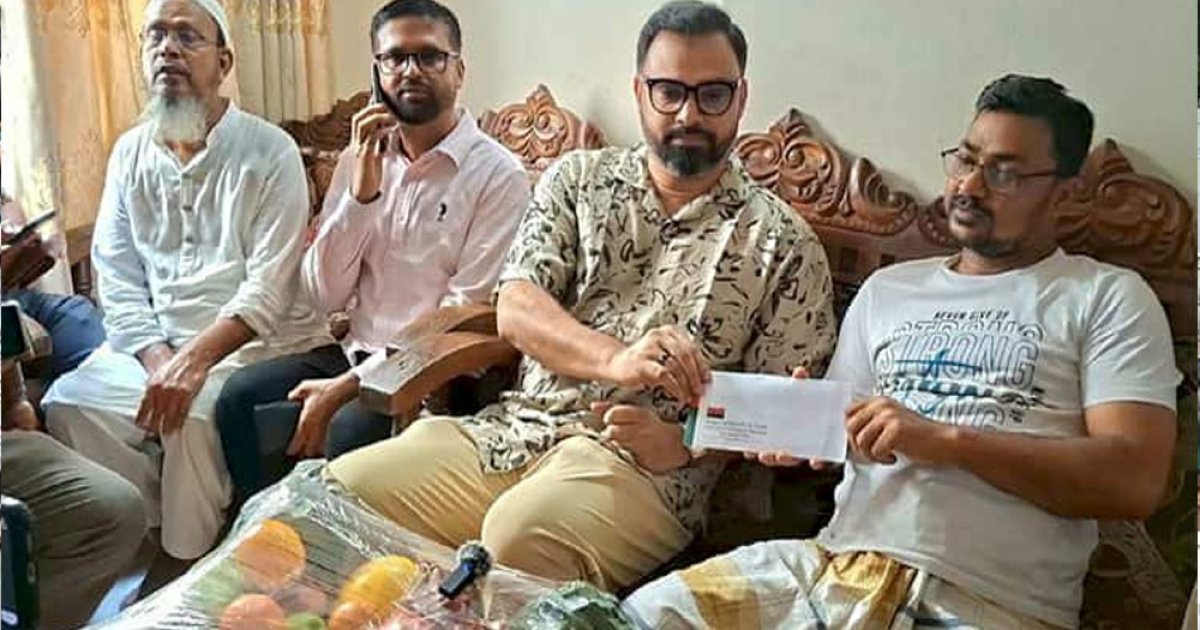 শহীদ আলভীর পরিবারের পাশে আমিনুল হক