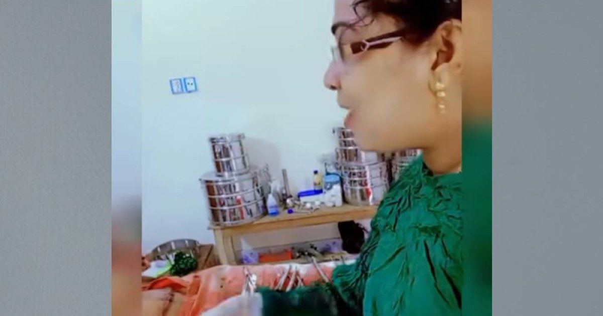 অপারেশন থিয়েটারে অচেতন রোগীর সঙ্গে নার্সের টিকটক