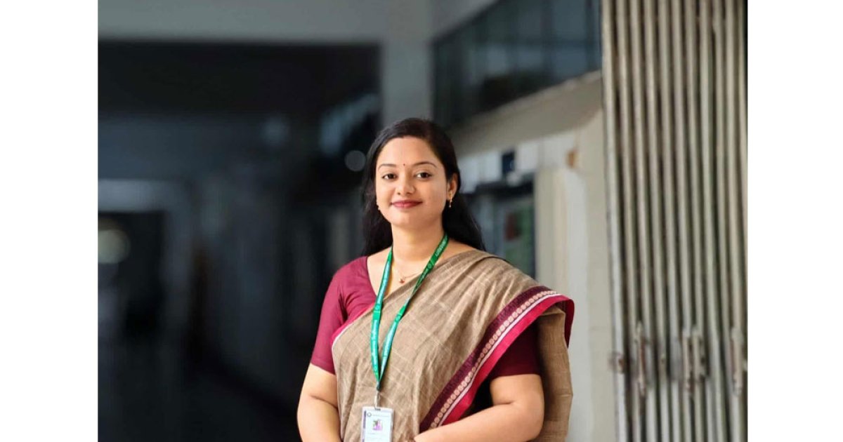 জাকসুর ছাত্রদল প্যানেলে ভর্তি পরীক্ষায় প্রথম হওয়া মৌসুমী