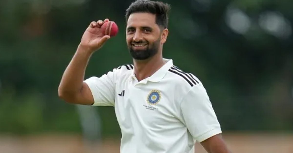 কাশ্মীরের আকিব নাবির ডাবল হ্যাটট্রিক; ভারতীয় দলে ডাক পাচ্ছেন কবে?