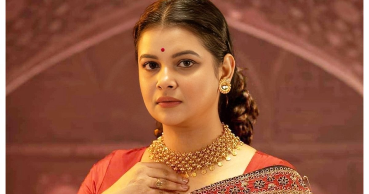 অবস্থান পরিস্কার করলেন শবনম ফারিয়া