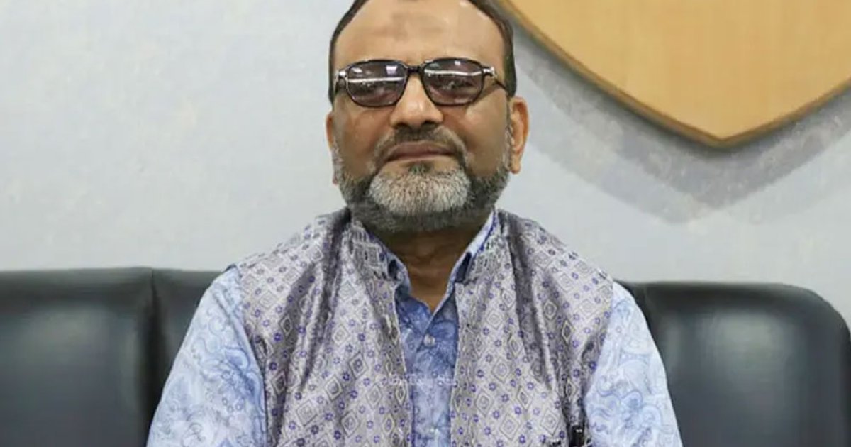 তোমরা নির্ভয়ে ভোট দিতে আসবা: শিক্ষার্থীদের ঢাবি উপাচার্য