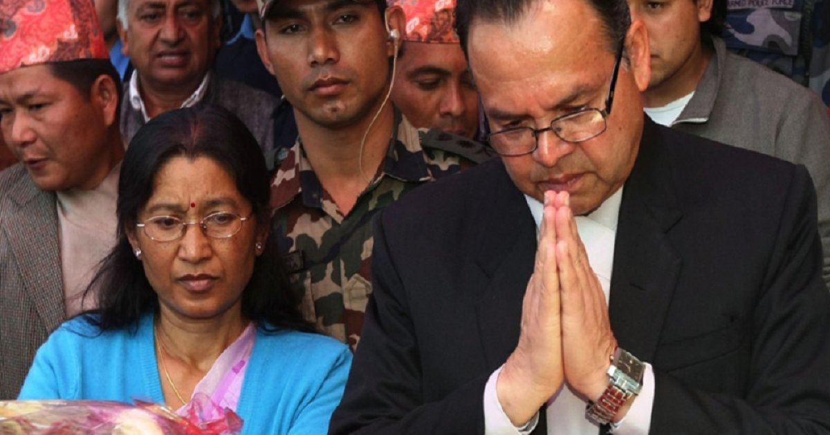 নেপালের সাবেক প্রধানমন্ত্রীর স্ত্রীকে ‘জীবন্ত পুড়িয়ে’ হত্যার অভিযোগ