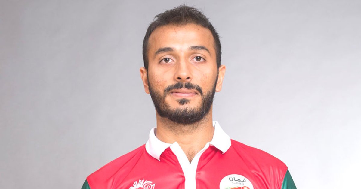 ১৭ জনের ওমান দলে ওমানি ১ জন!