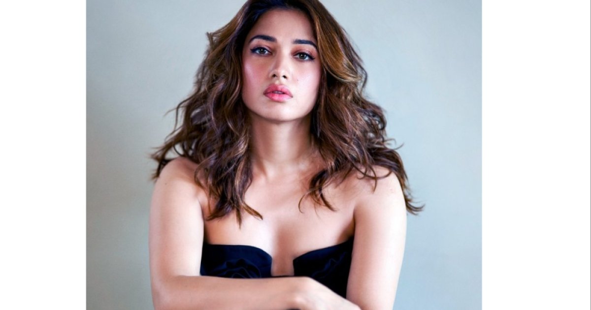 তামান্নার ইঙ্গিতপূর্ণ বার্তা