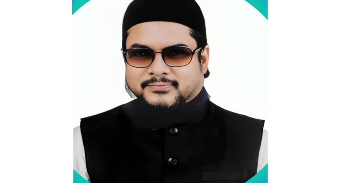 বাঁশখালী উপজেলার সাবেক চেয়ারম্যান খোরশেদ গ্রেফতার