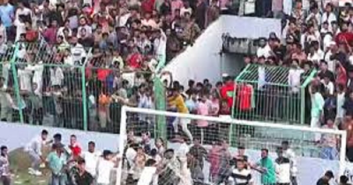 কক্সবাজার স্টেডিয়ামে তাণ্ডবের ঘটনায় দুই মামলা