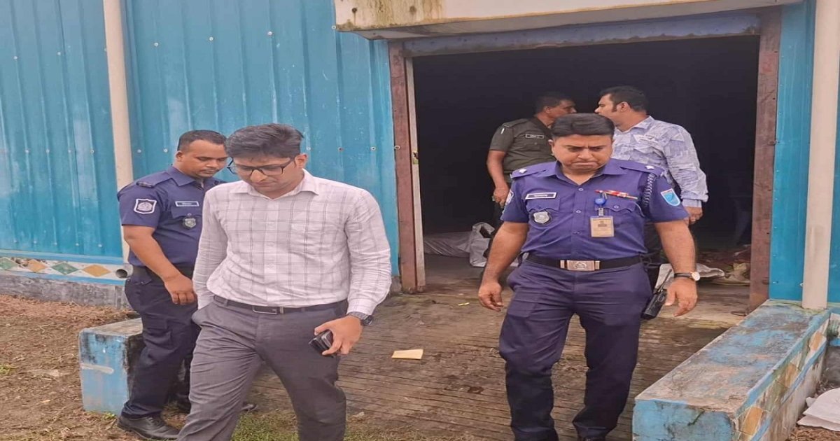 সখীপুরে কারখানা মালিককে ৩ লাখ টাকা জরিমান