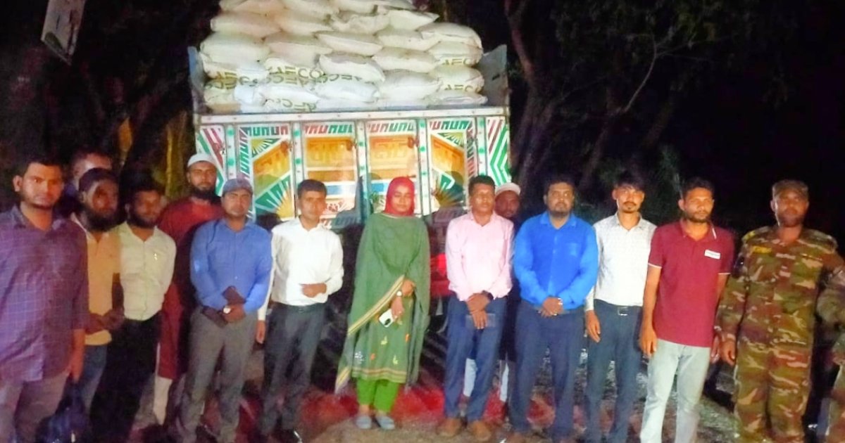 হাতিয়ায় পাচারকালে ৬৭০ বস্তা ইউরিয়া সার জব্দ