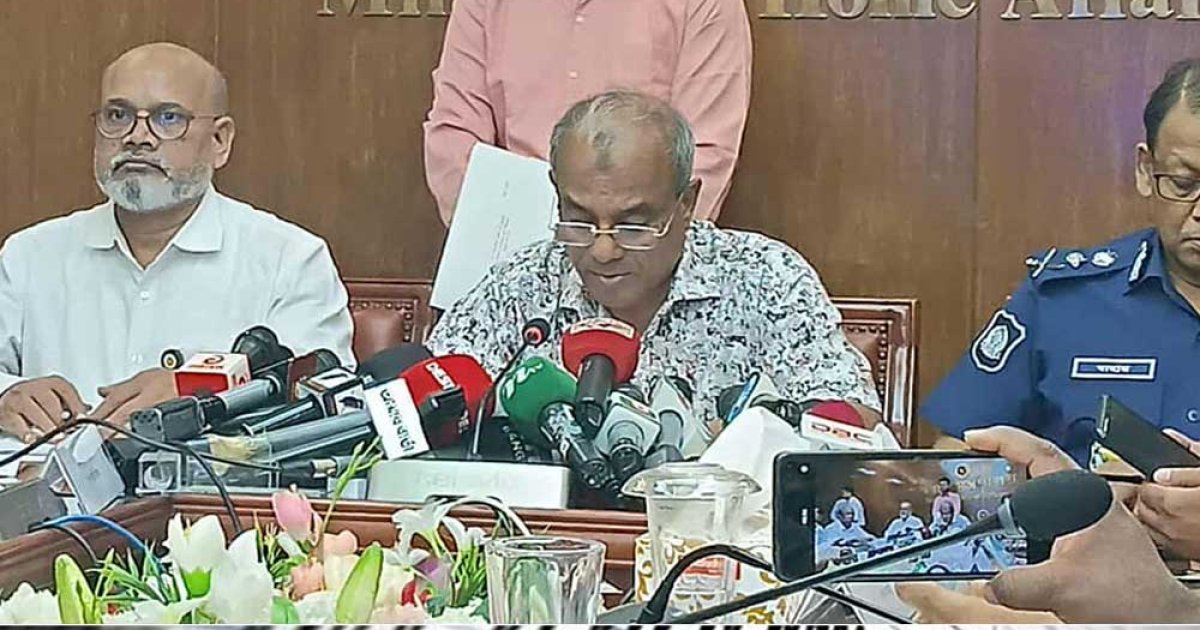 ২৪ সেপ্টেম্বর থেকে সারা দেশে নিরাপত্তা জোরদার: স্বরাষ্ট্র উপদেষ্টা
