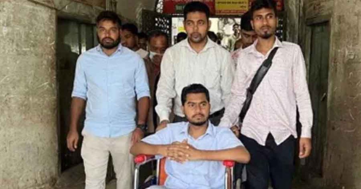 নুর সোমবার যাচ্ছেন সিঙ্গাপুর