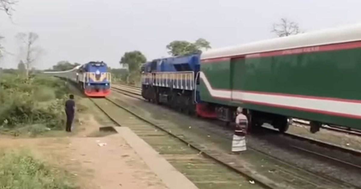 ঋণের জন্য মাফ চেয়ে ট্রেনের নিচে ঝাঁপ যুবকের