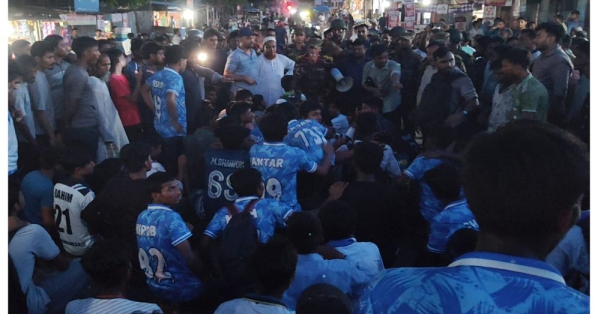 শিক্ষার্থীদের দুই গ্রুপের সংঘর্ষে দেবীগঞ্জ উত্তপ্ত