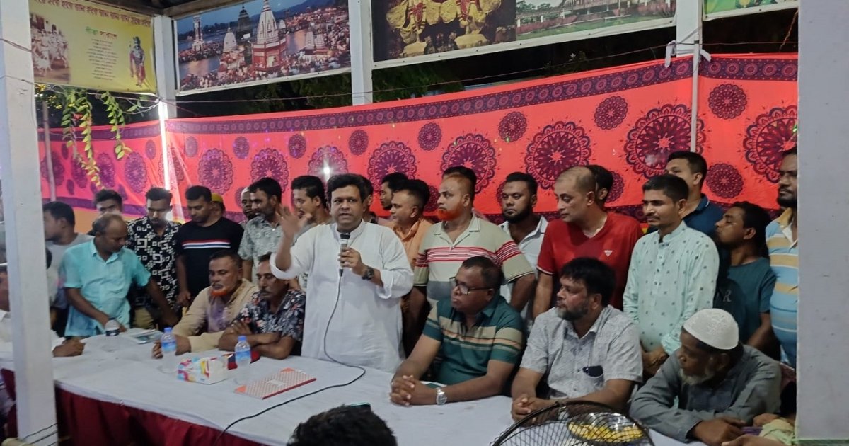 মতলব উত্তরে বিভিন্ন পূজামণ্ডপ পরিদর্শন