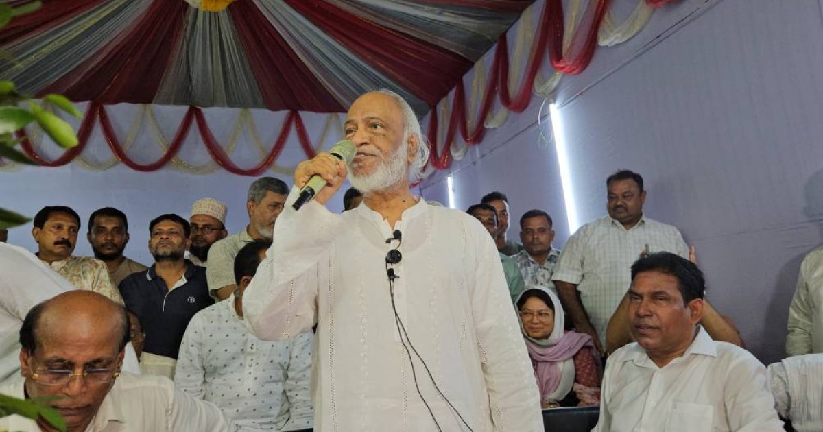 অন্যায়ের বিরুদ্ধে বার্তা দিতে দুর্গার আবির্ভাব হয়: ড. মঈন