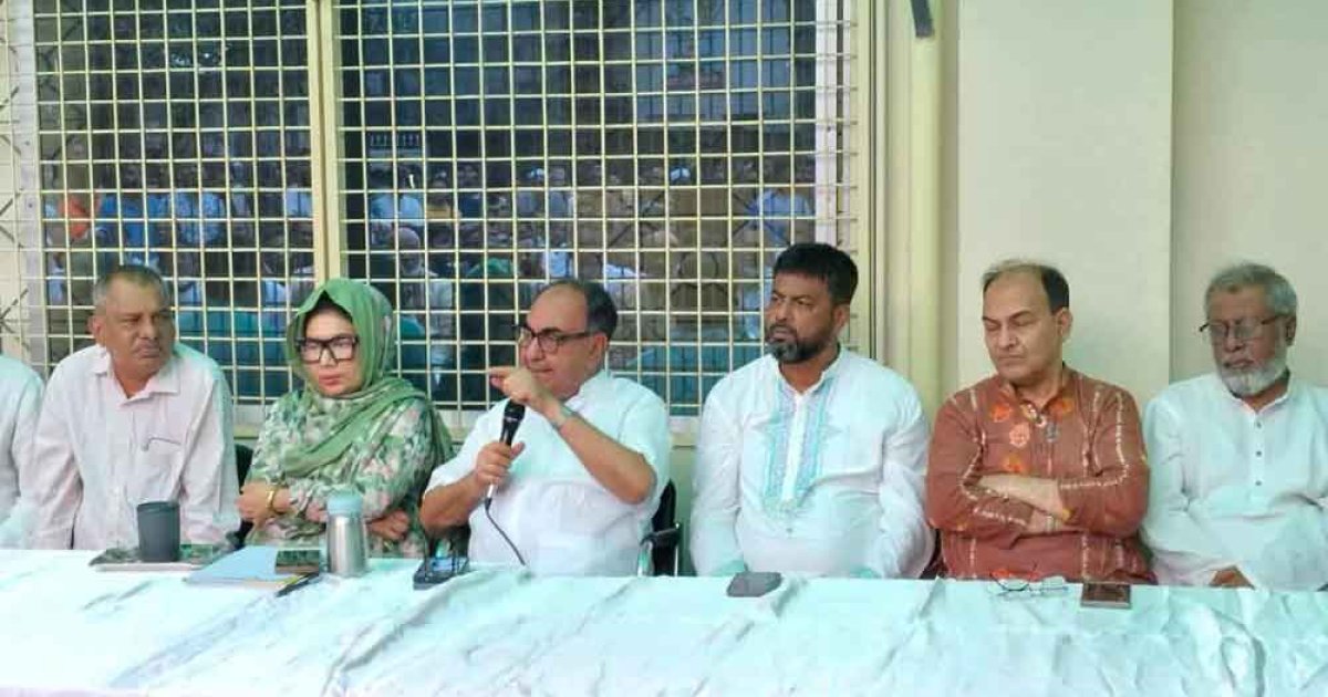 ধর্ম ব্যবসায়ী একটি দল নির্বাচন নিয়ে বিভ্রান্তি ছড়াচ্ছে: মির্জা আব্বাস