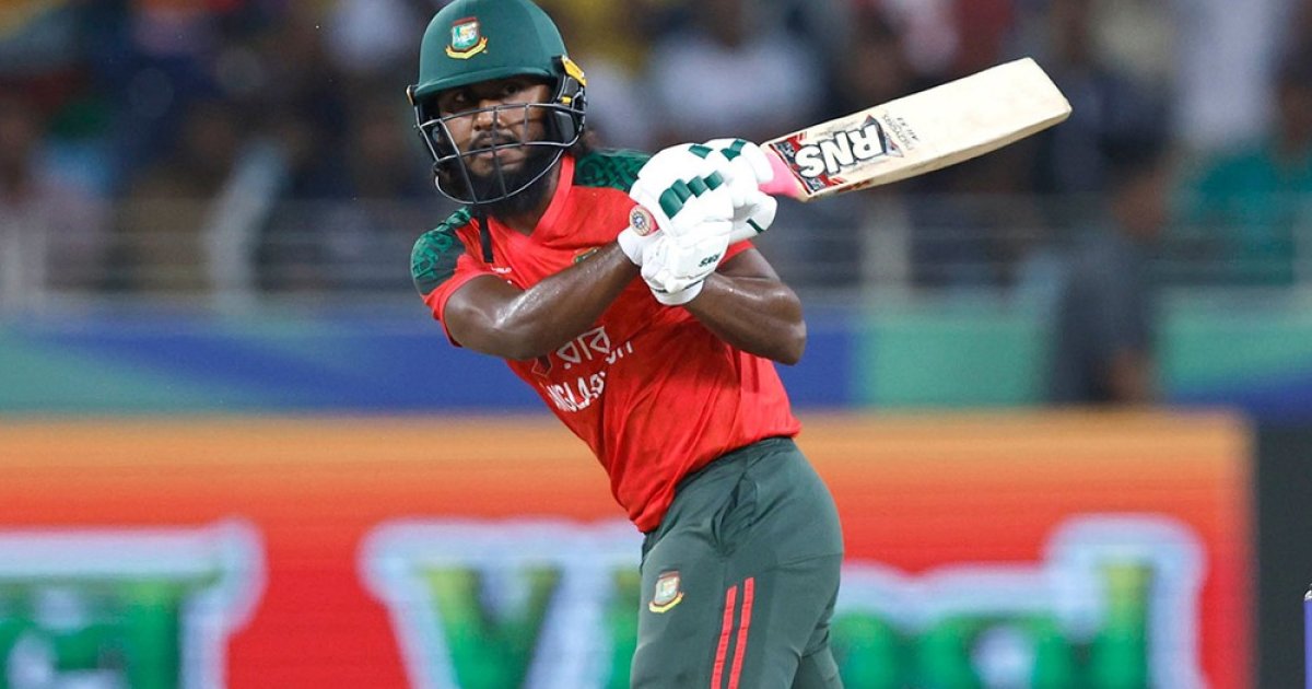 ‘এতদিন ক্রিকেট খেলেও বোঝে না কোনটা আউট আর কোনটা আউট না’