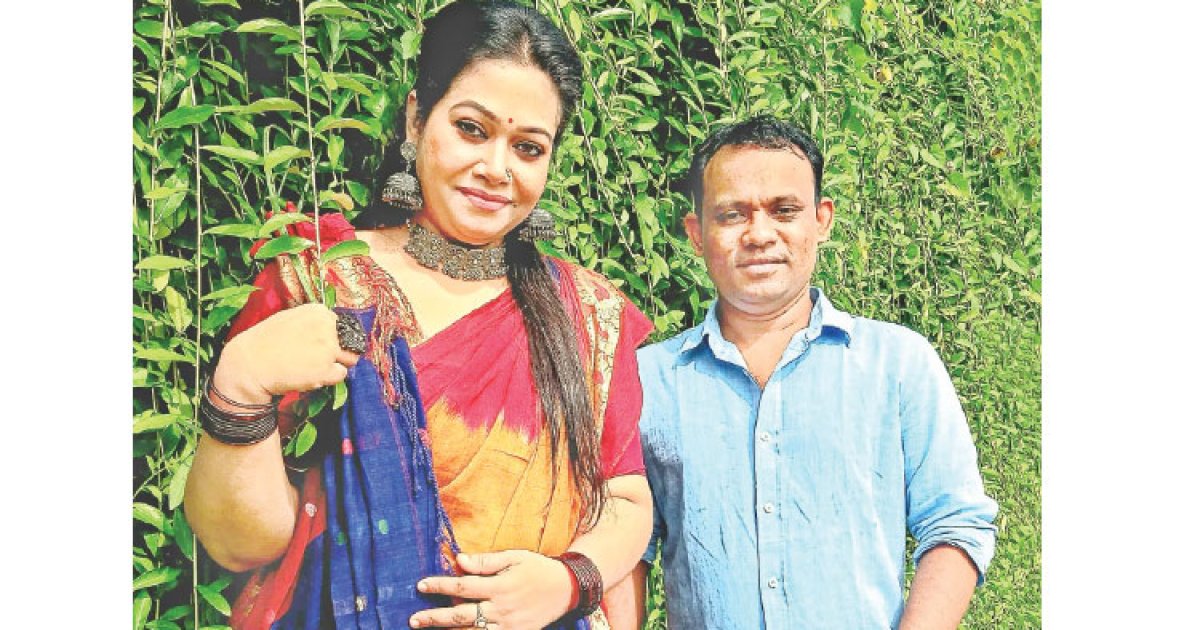 রনক রায়হানের কথা-সুরে সুজানা রুপা