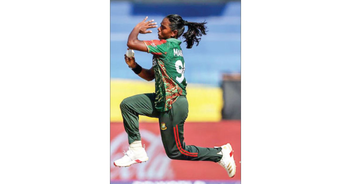 প্রশংসায় ভাসছেন মারুফা