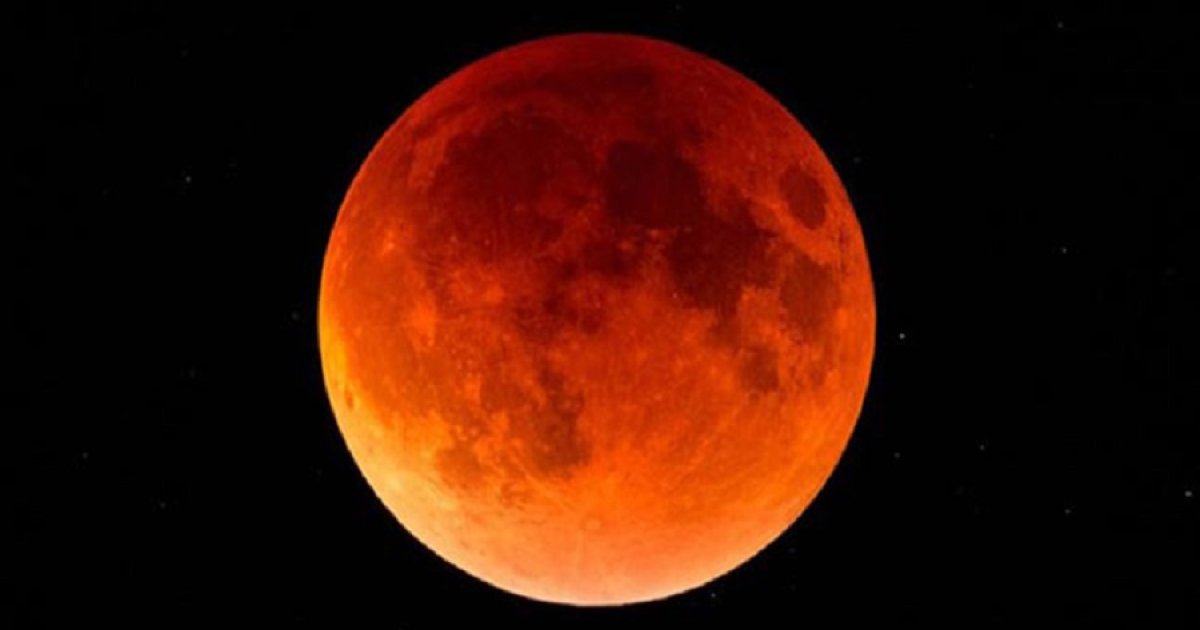 বছরের প্রথম সুপারমুনের দেখা যাবে ৭ অক্টোবর