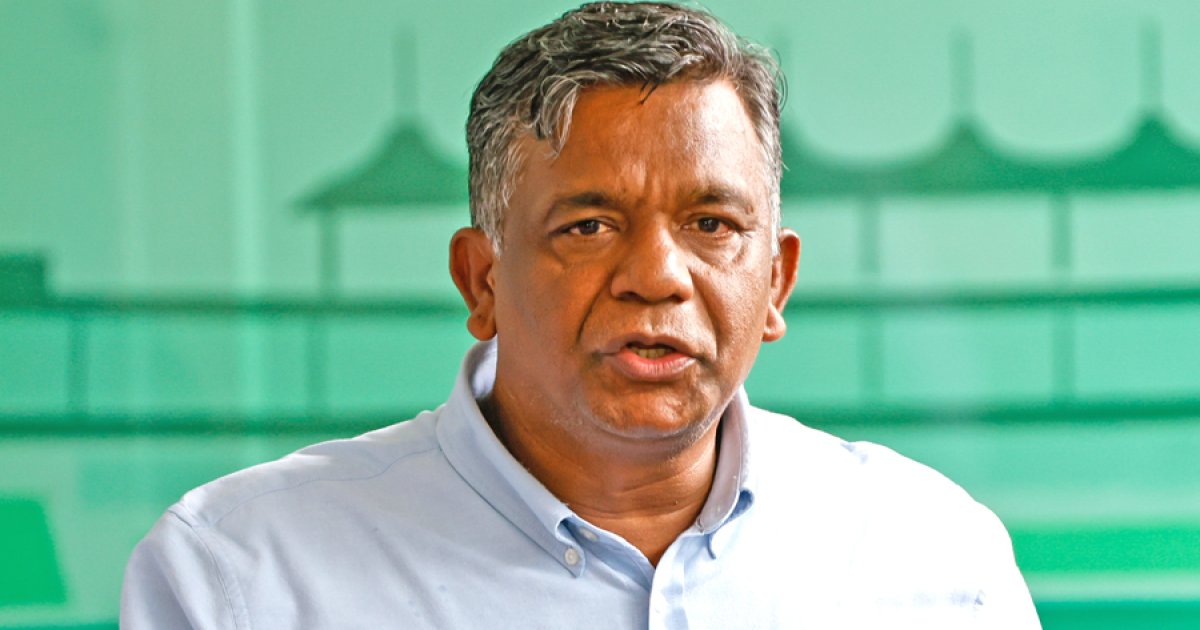 'আইডিয়াল ভোট হচ্ছে কি?' বুলবুল বললেন, 'নির্বাচন কমিশন জানে'