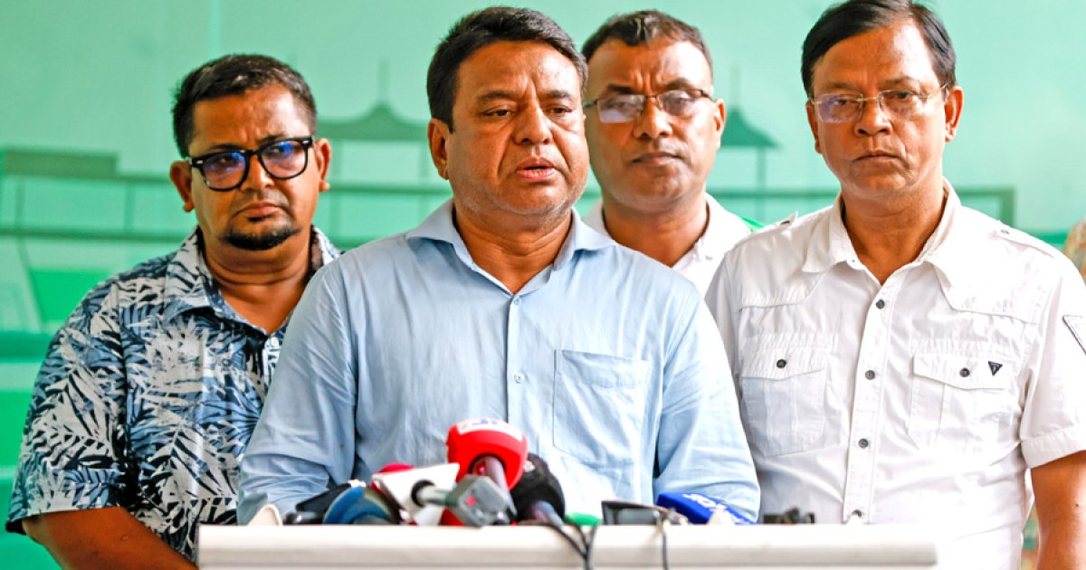 ফুয়াদ রেদুয়ান কেবল নির্বাচন থেকে সরেই দাঁড়ান