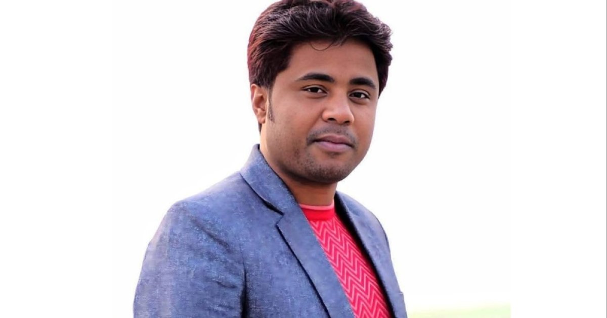 বগুড়ায় হ্যান্ডকাফসহ আ'লীগ নেতাকে ছিনিয়ে নিয়ে গেল এলাকাবাসী