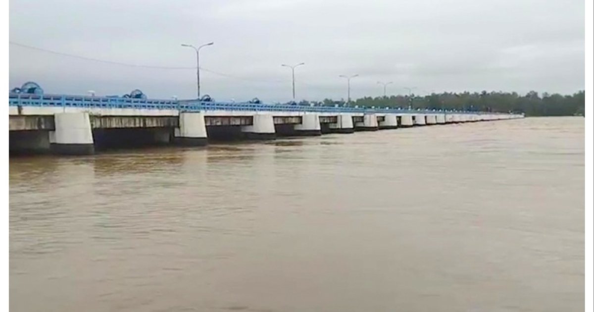 তিস্তার ঢল কমতে শুরু করেছে ভেসে উঠছে ক্ষতচিহৃ
