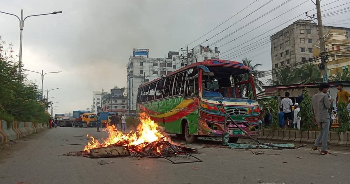 নারায়ণগঞ্জে বাসের ধাক্কায় অটোরিকশার যাত্রী নিহত