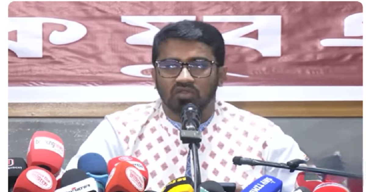 ‘গাদ্দার উপদেষ্টাদের’ নাম প্রকাশের আহ্বান রাশেদ খানের