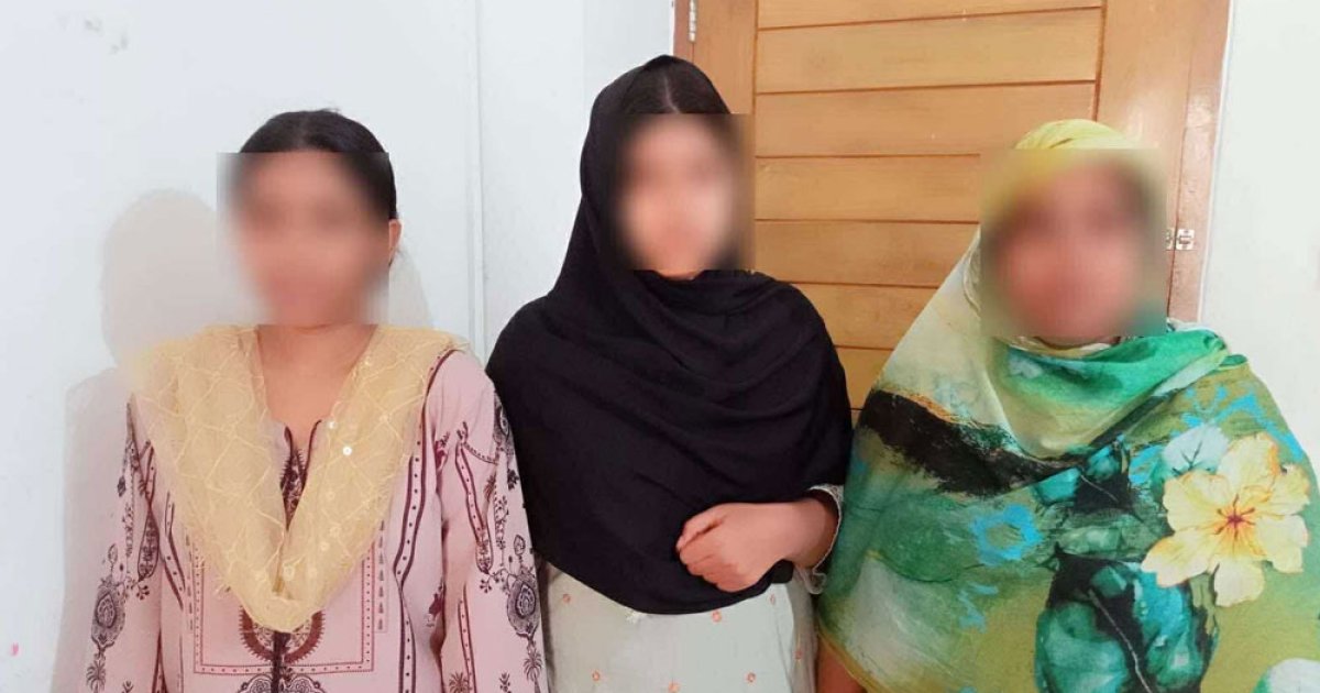 বাসা ভাড়া নেওয়ার কথা বলে মোবাইল চুরি, ৩ নারী সদস্য গ্রেপ্তার