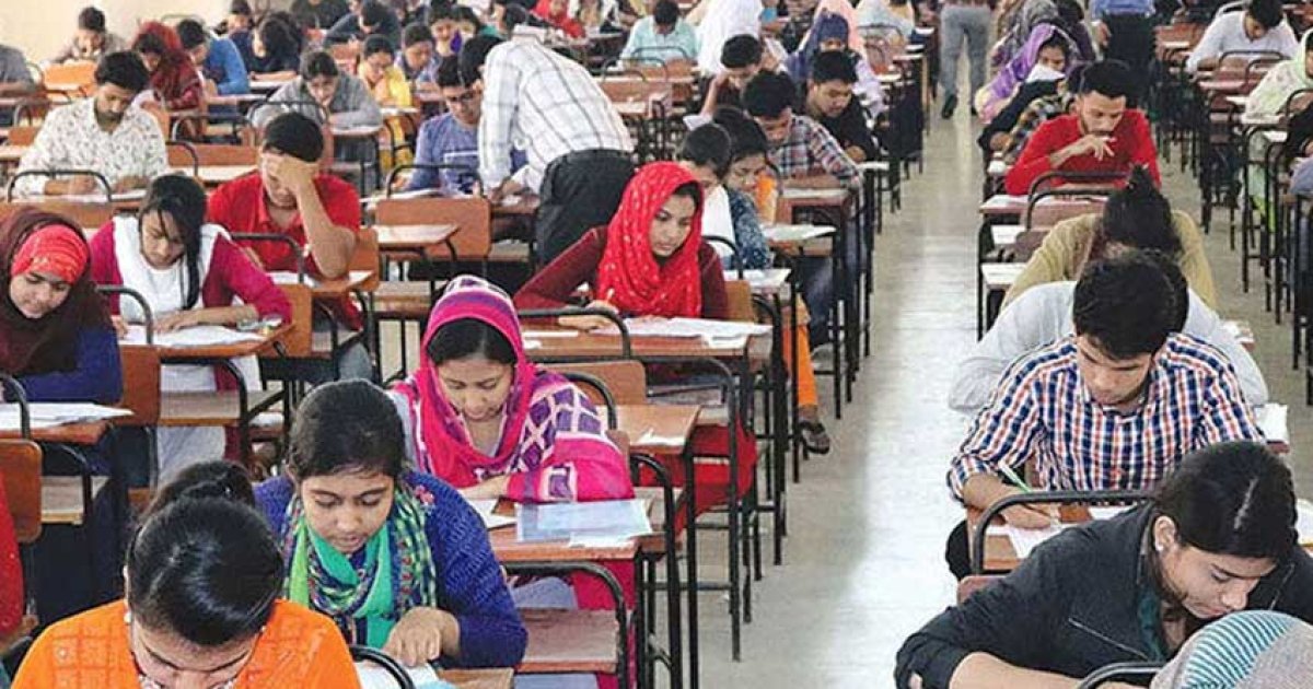 ৬৮৩ শূন্যপদে লড়ছেন তিন লাখেরও বেশি প্রার্থী