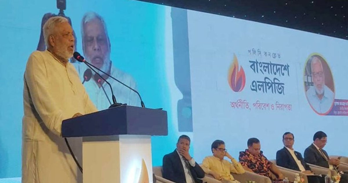 ১২ কেজি এলপিজির দাম ১ হাজারের নিচে হওয়া উচিত
