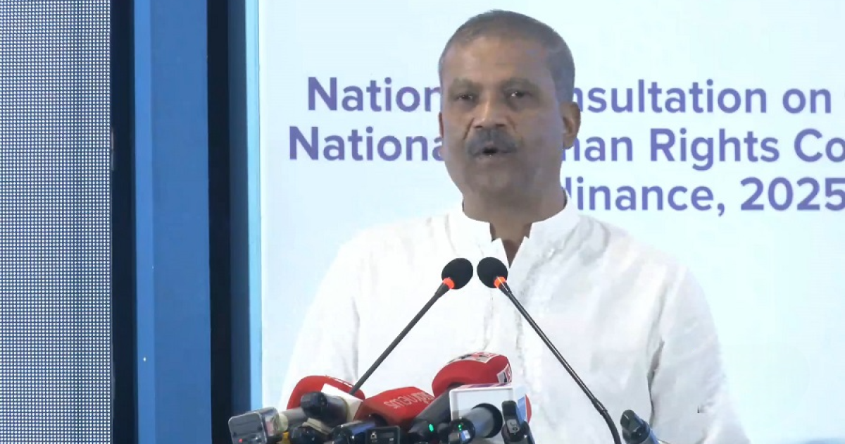 উপদেষ্টাদের নয়, জাতির সেফ এক্সিটের দরকার: আসিফ নজরুল