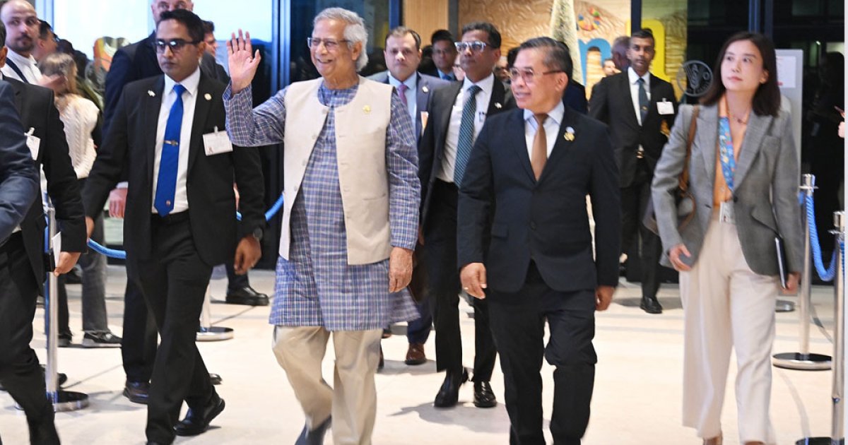 ফাও সদর দপ্তরে প্রধান উপদেষ্টাকে উষ্ণ অভ্যর্থনা