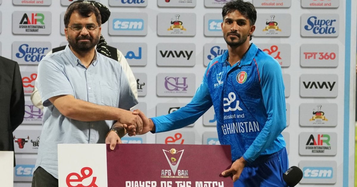 মিরাজরা চান পরিবারের সঙ্গ, নববধুকে ঘরে রেখেই ম্যাচসেরা সামি