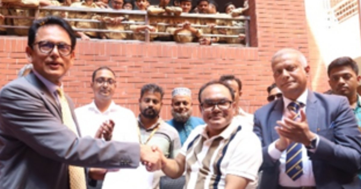 অতীশ দীপঙ্কর ও ড. মাহাবুবুর রহমান মোল্লা ইনস্টিটিউটের মধ্যে চুক্তি স্বাক্ষর