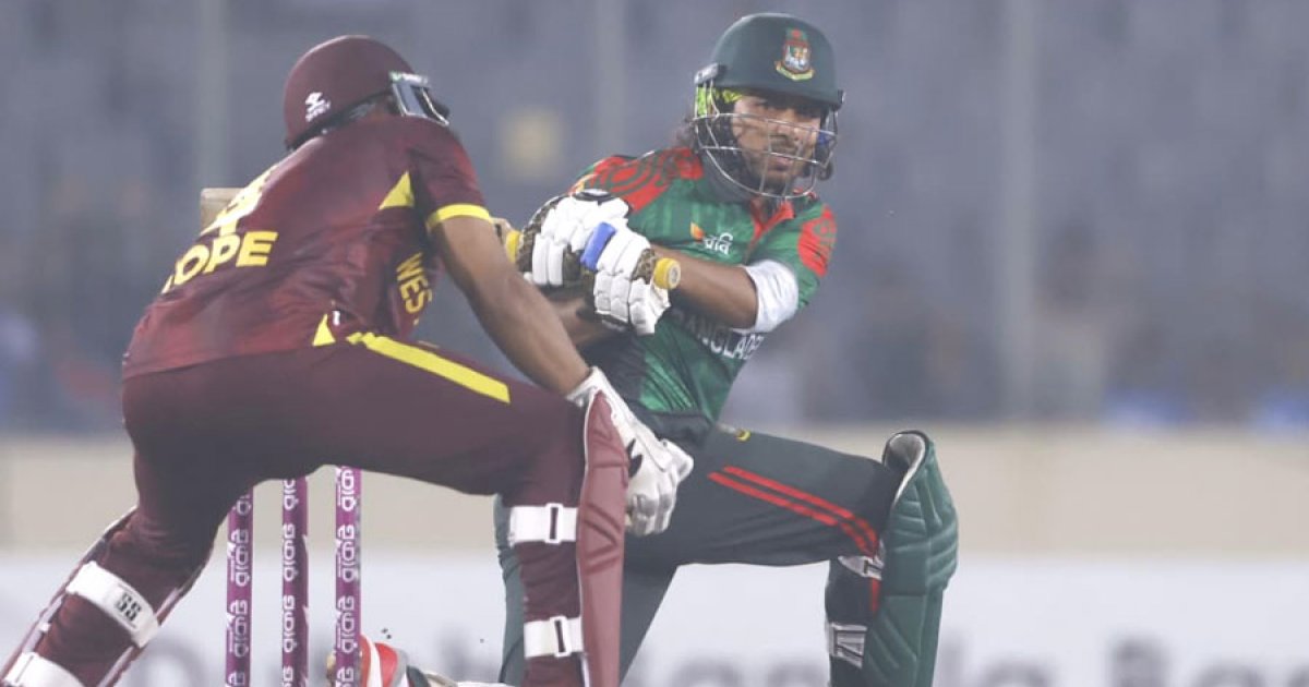 হারের দায় নিজেই নিলেন সৌম্য
