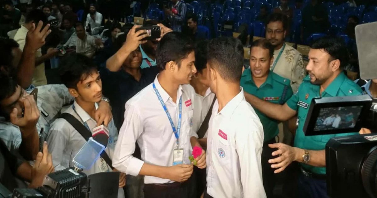 ঢাকা কলেজ-আইডিয়াল কলেজের মধ্যে ‘শান্তিচুক্তি’