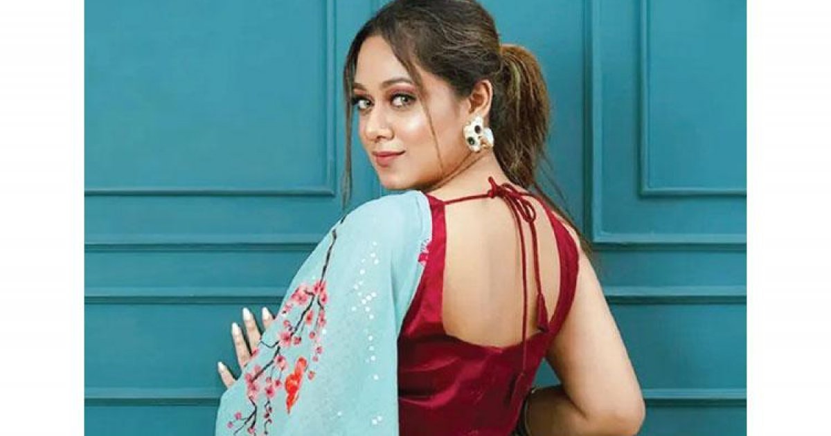 Notanishlar bilan jinsiy aloqa (chizilgan) qora yigitlar bir olomon tranny sikish