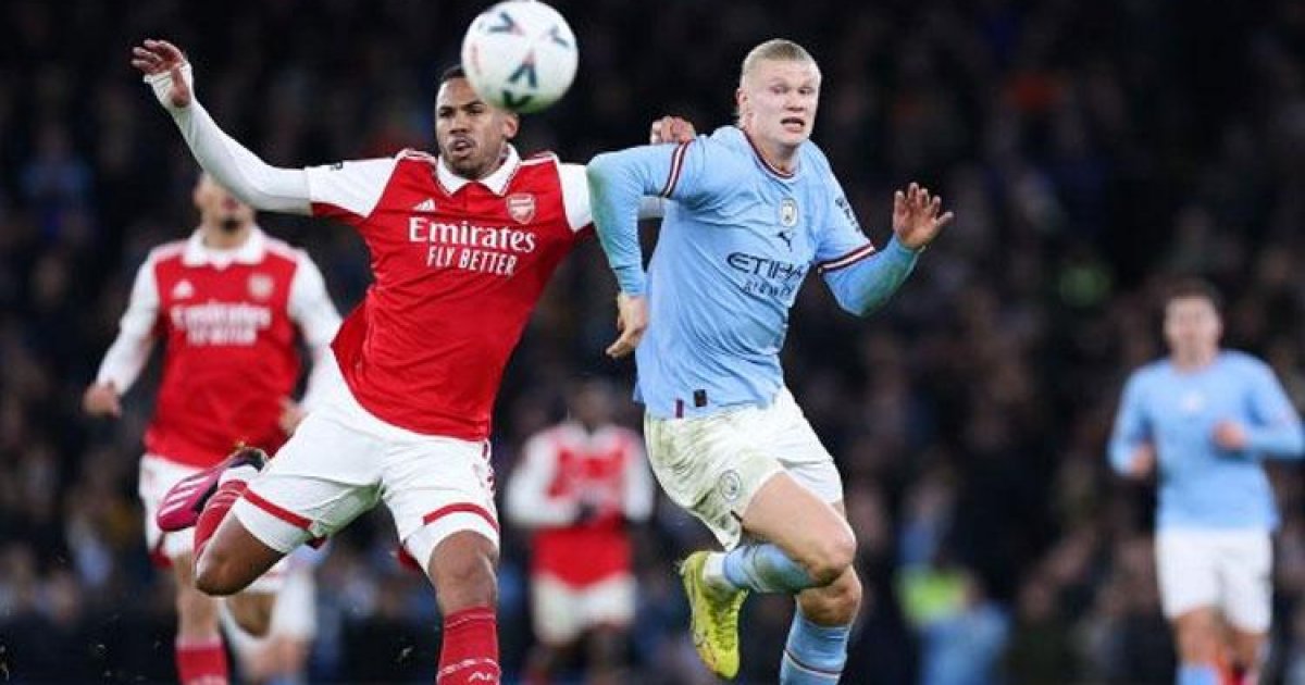 прогноз на матч манчестер