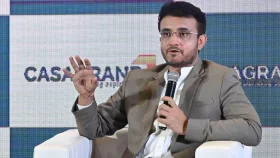 সমালোচনার মুখে আর জি কর নিয়ে সুর বদল সৌরভের