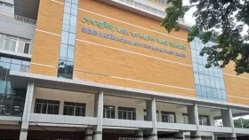গ্যাস লিকেজ থেকে বিস্ফোরণ, একই পরিবারের তিনজন দগ্ধ