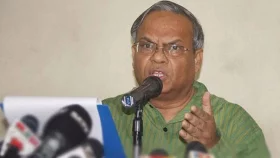 বৈরী আবহাওয়ার জন্য আওয়ামী লীগকে দায়ী করলেন রিজভী